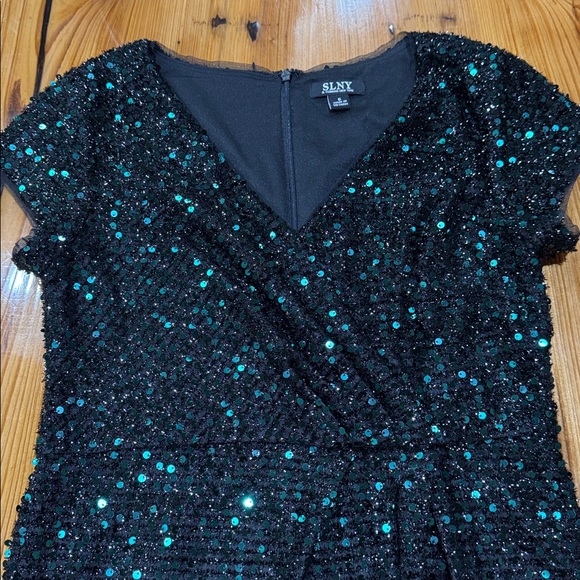 Holiday SLNY Black and Green Sequin Mini Dress - Picture 3 of 4